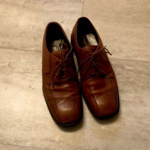 Rockport shoes,Beautiful Carmel golden brown color shoes worn a couple of times